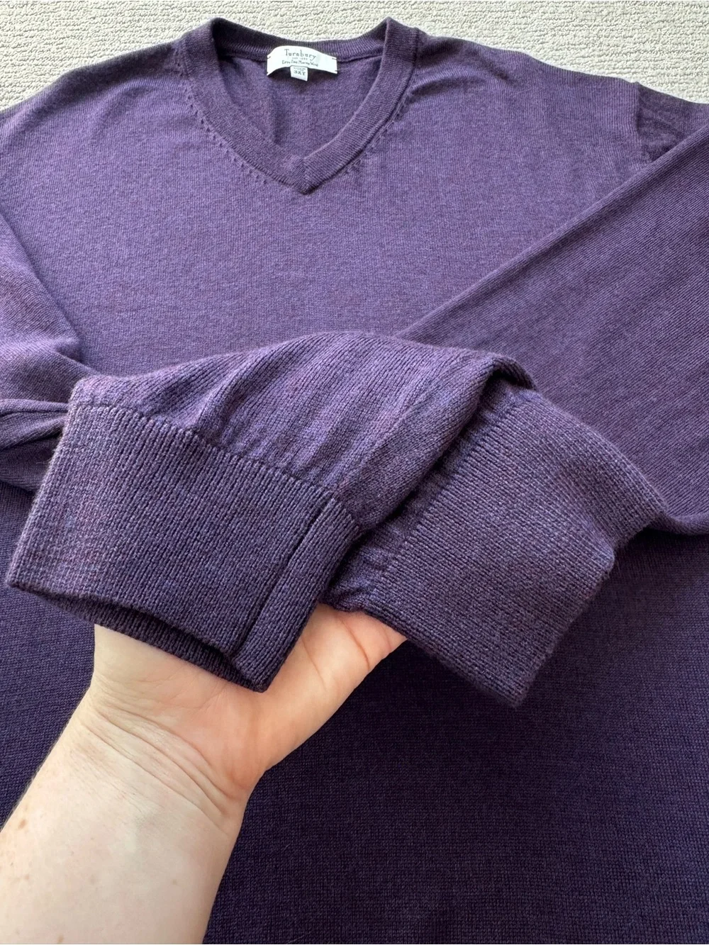 Turnbury Men’s 3XL Tall Extra Fine Merino Wool V-Neck Sweater Purple Minimalist